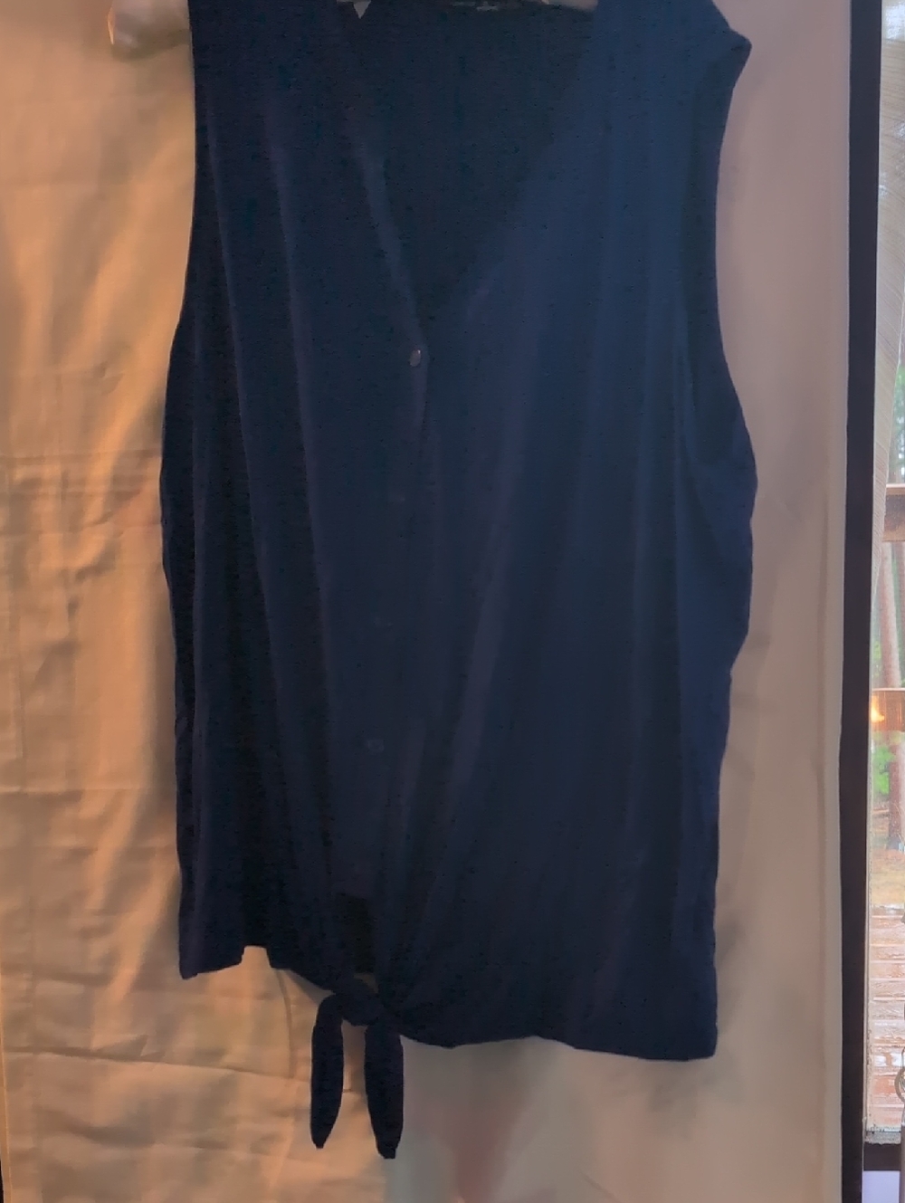 Cable & Gauge Navy Sleeveless Tie-Hem Tank